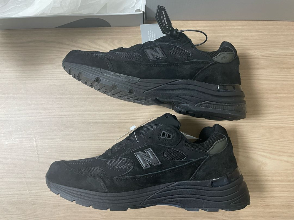 뉴발란스 992 메이드 인 USA 코어 블랙 이미지