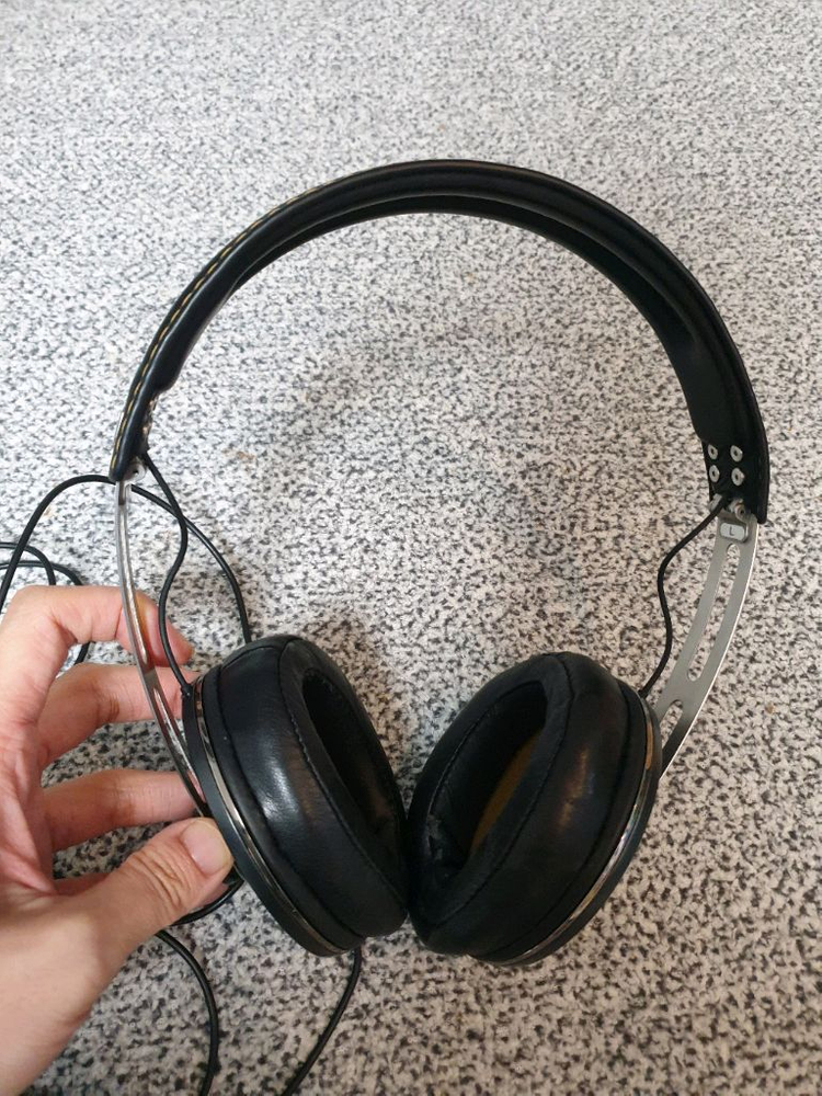 젠하이저 모멘텀 2.0 헤드폰 이미지