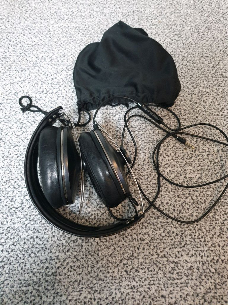 젠하이저 모멘텀 2.0 헤드폰 이미지