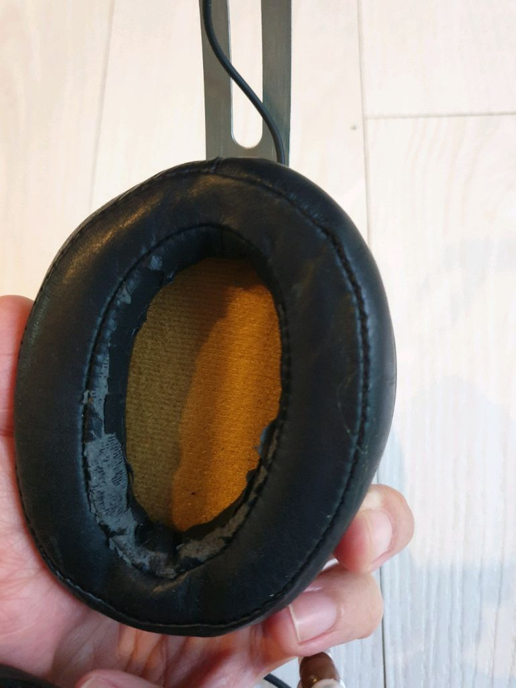 젠하이저 모멘텀 2.0 헤드폰 이미지