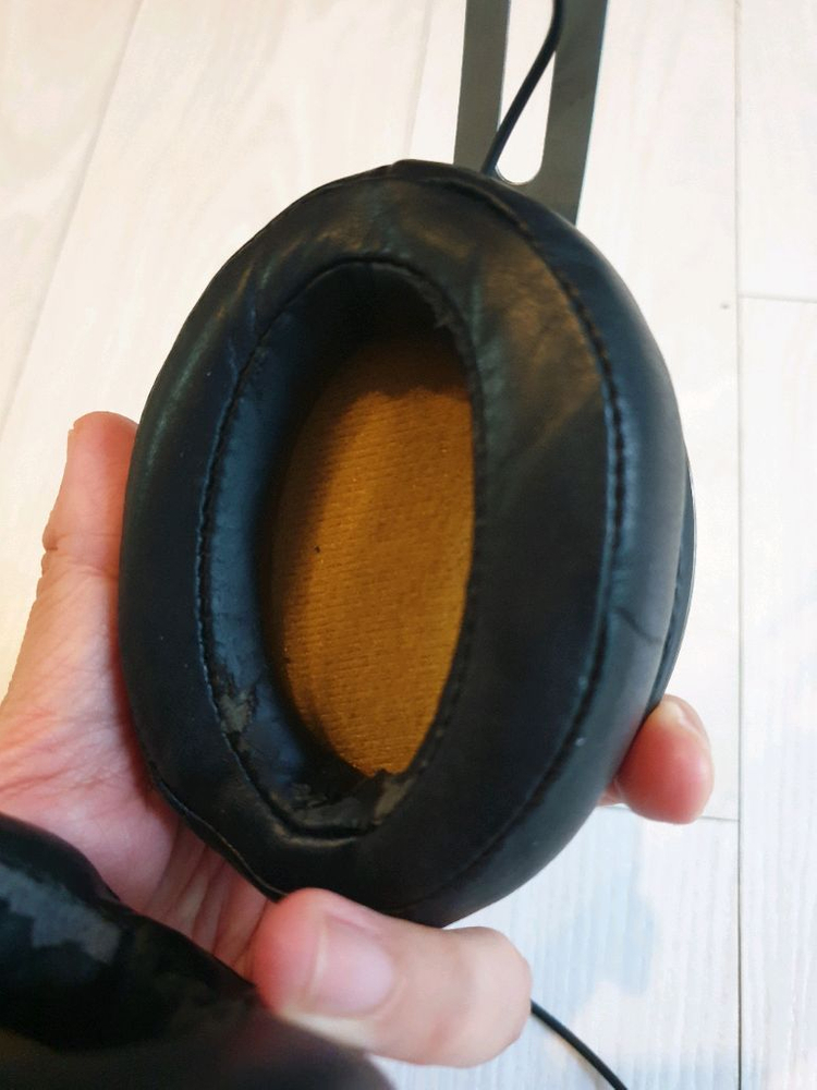 젠하이저 모멘텀 2.0 헤드폰 이미지