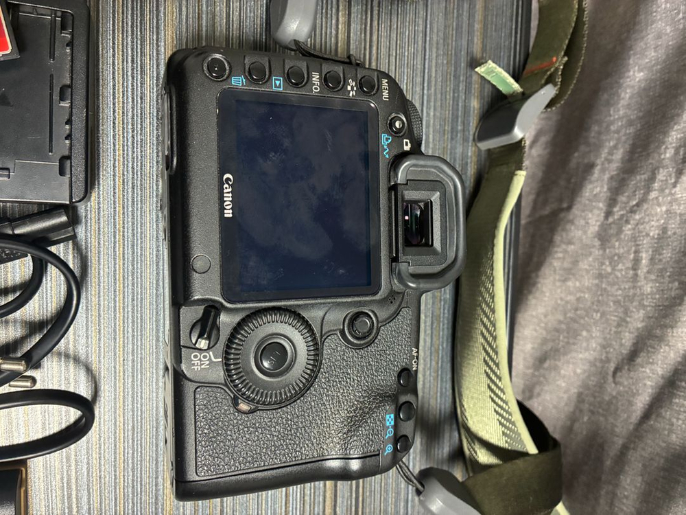 캐논 5D Mark2 + EF 50mm F1.8 STM 이미지