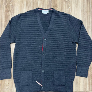 (새상품) 톰브라운 스트라이프 포켓 가디건 5 이미지