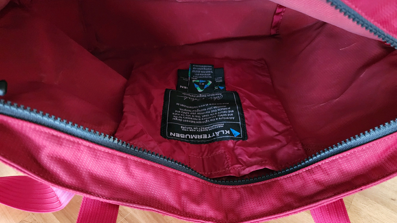 클라터뮤젠 레드 토트백 이미지