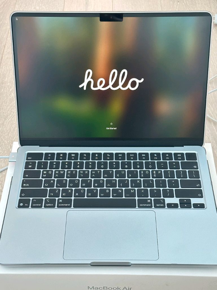 맥북에어 M4 13인치 16GB 512GB 애캐플28년8월 이미지