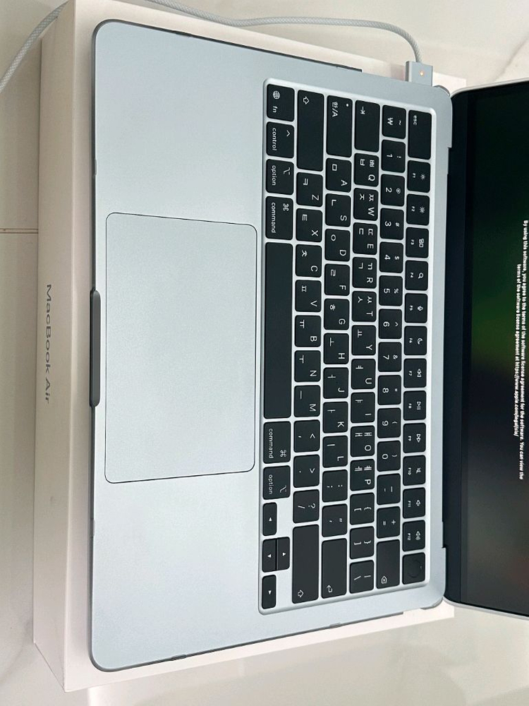맥북에어 M4 13인치 16GB 512GB 애캐플28년8월 이미지