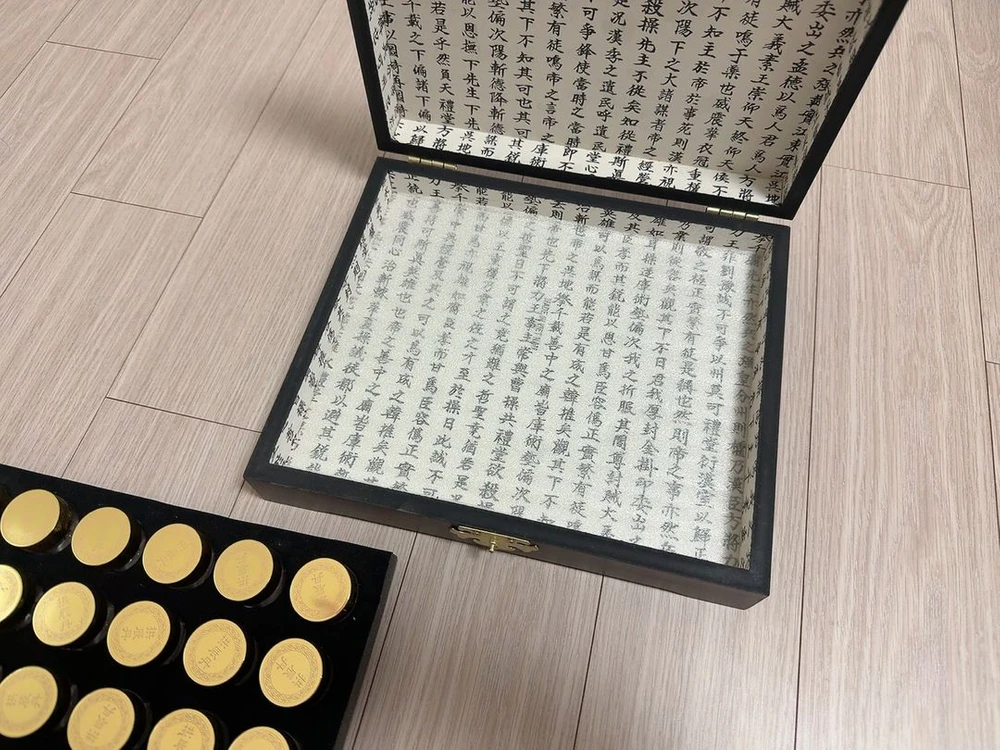 휴대용 알약통 케이스 원목 비타민 약수납장 상비약 약서랍장 미니 약통 중형 우드 지류함 나무색 이미지