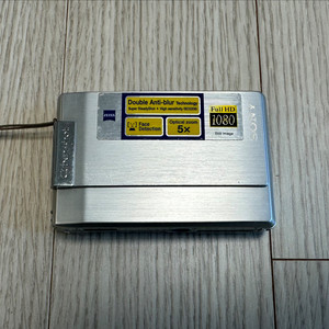 소니 DSC-T100 실버 디지털 카메라 판매합니다 이미지