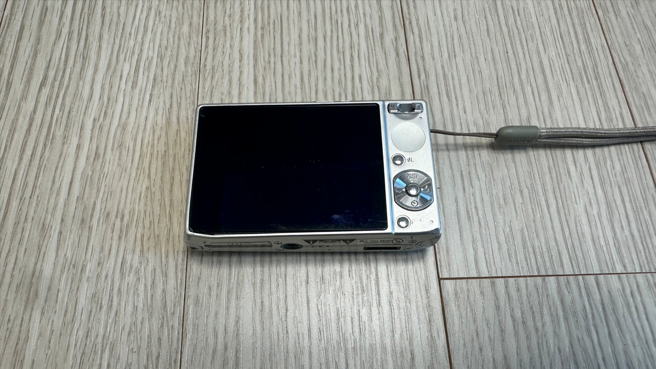 소니 DSC-T100 실버 디지털 카메라 판매합니다 이미지