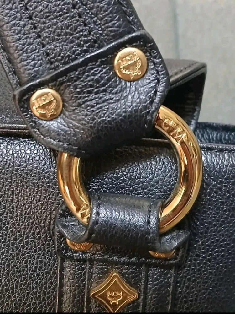 정품 mcm레더 핸드백 이미지