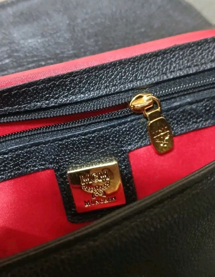 정품 mcm레더 핸드백 이미지