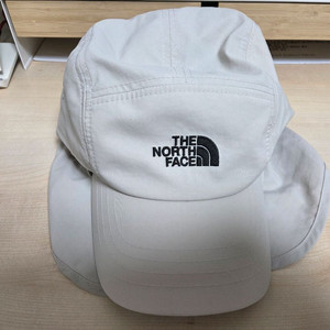 노스페이스 쉴드캡 / 네파 고어텍스 모자/ 메종키츠네 트리컬러 모자 이미지