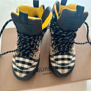 버버리 키즈 신발(부츠) 29사이즈(180-185) 이미지