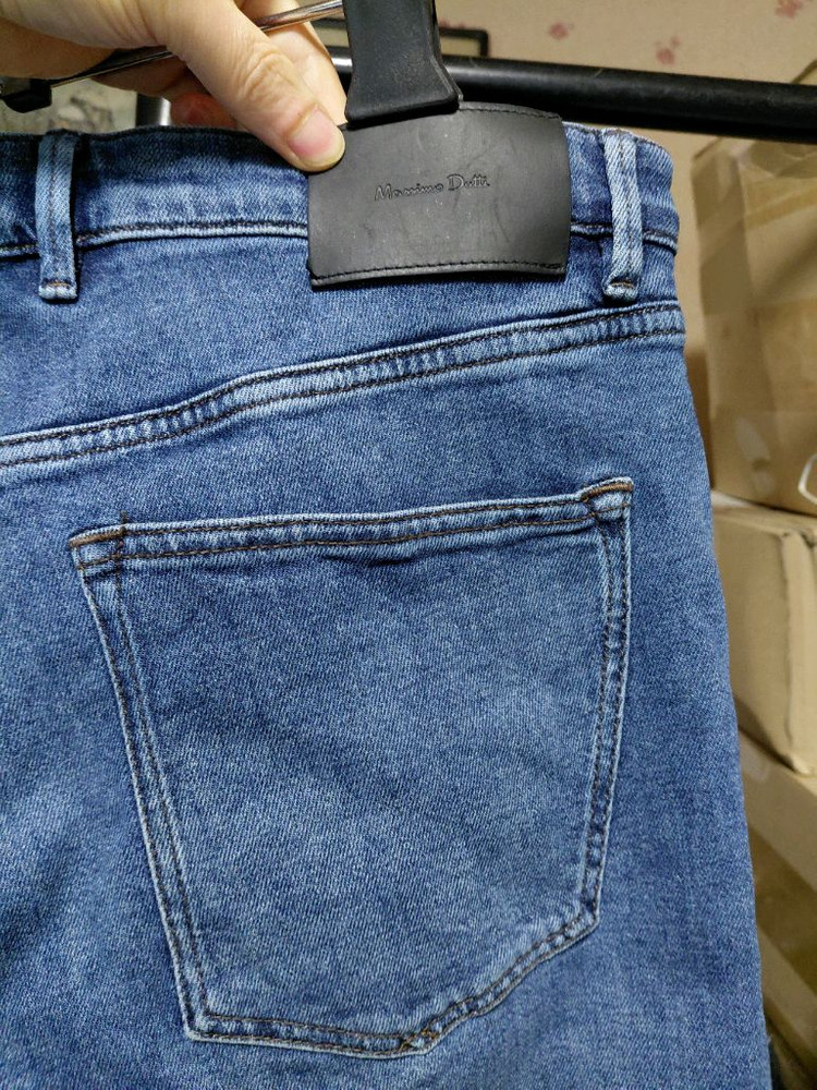 [마시모두띠]레귤러핏 데님 청바지 유럽42(35)사이즈 이미지