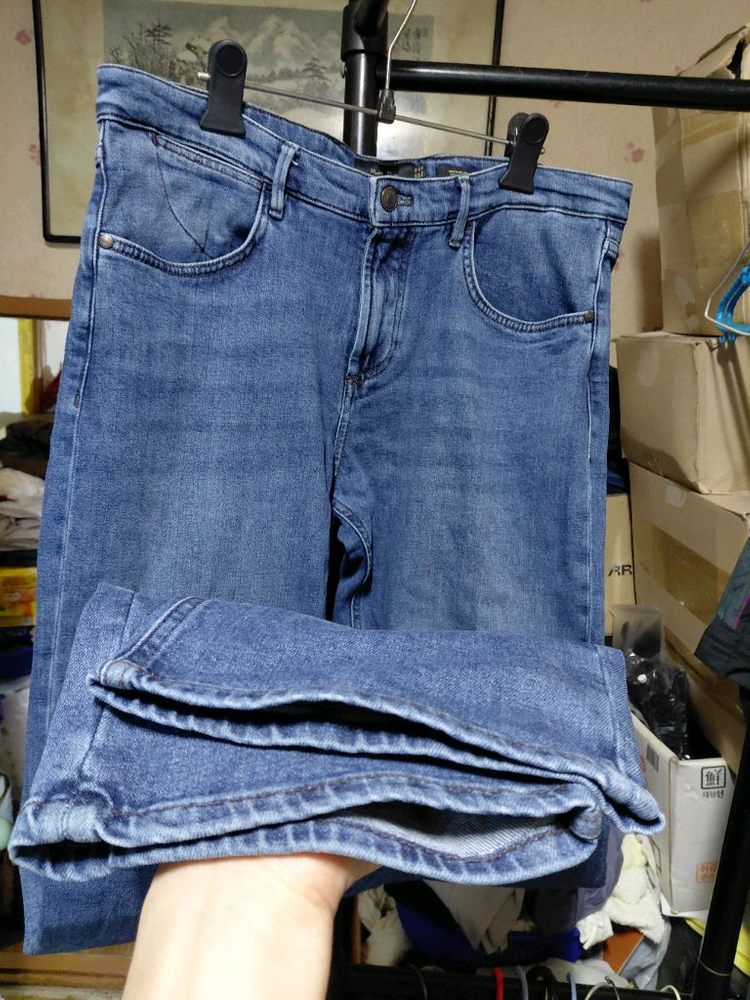 [마시모두띠]레귤러핏 데님 청바지 유럽42(35)사이즈 이미지