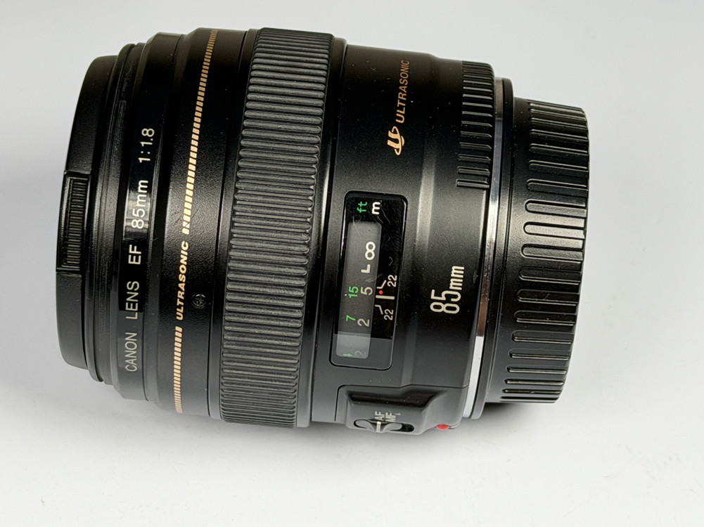 캐논 EF 85mm F1.8 USM 렌즈, 애기만두 이미지