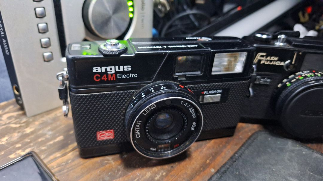 Argus C4M electro 로모 필름카메라 풀오토 필카 감성 빈티지 레트로 로모 앤틱 클래식 y2k 사진 촬영 이미지