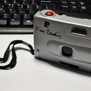 풀박스/피에르 가르뎅 핸디 필름카메라 빈티지 레트로 로모 앤틱 y2k 일본 감성 필카 촬영 사진 이미지