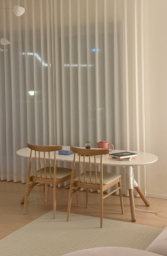 일룸 업모션 테이블 LPM 1800 사이즈 식탁 체어 벤치 세트 이미지