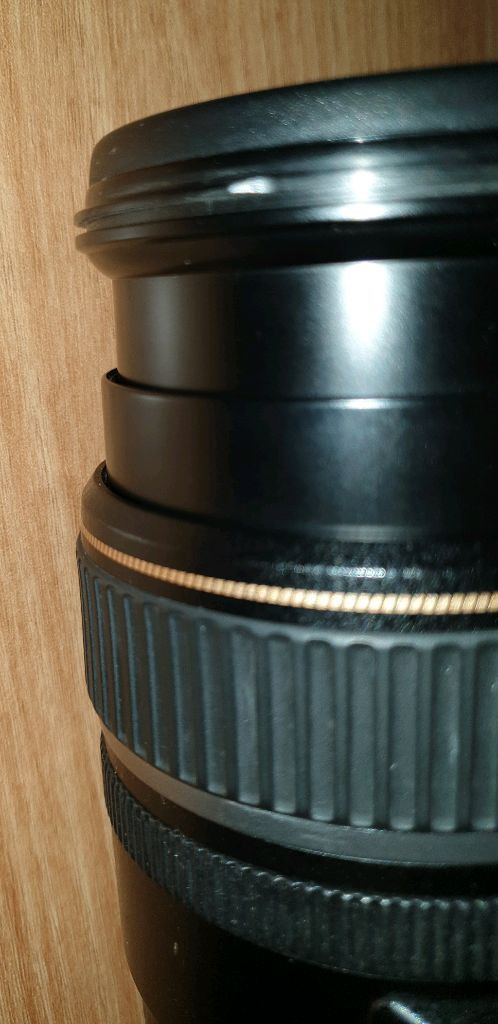 캐논 EF-S 17-85mm f/4-5.6 IS USM 렌즈 이미지