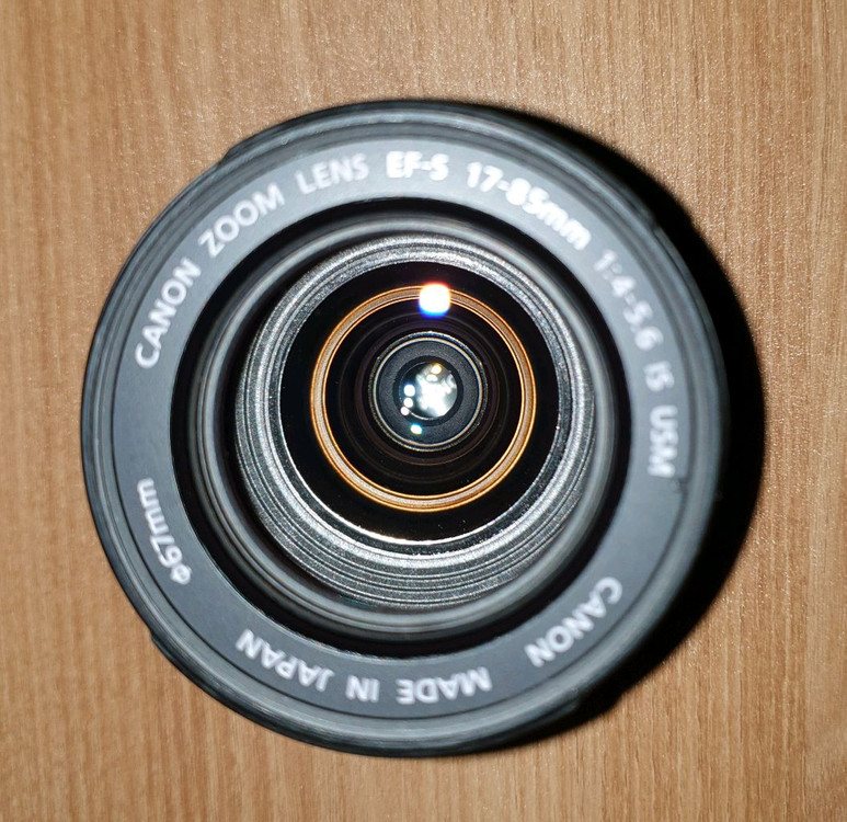 캐논 EF-S 17-85mm f/4-5.6 IS USM 렌즈 이미지