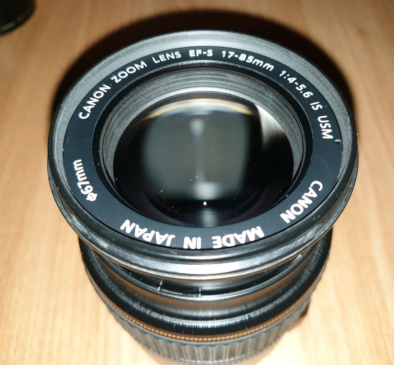 캐논 EF-S 17-85mm f/4-5.6 IS USM 렌즈 이미지