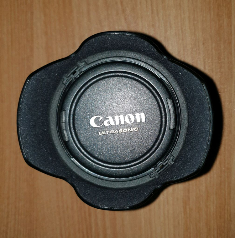 캐논 EF-S 17-85mm f/4-5.6 IS USM 렌즈 이미지