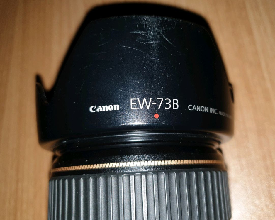 캐논 EF-S 17-85mm f/4-5.6 IS USM 렌즈 이미지