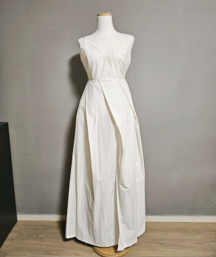 DINT딘트 플린 브이넥슬리브리스볼륨맥시원피스(2컬러) 이미지