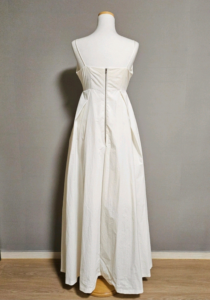 DINT딘트 플린 브이넥슬리브리스볼륨맥시원피스(2컬러) 이미지