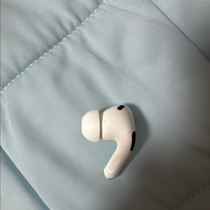 에어팟 프로2 왼쪽 이미지