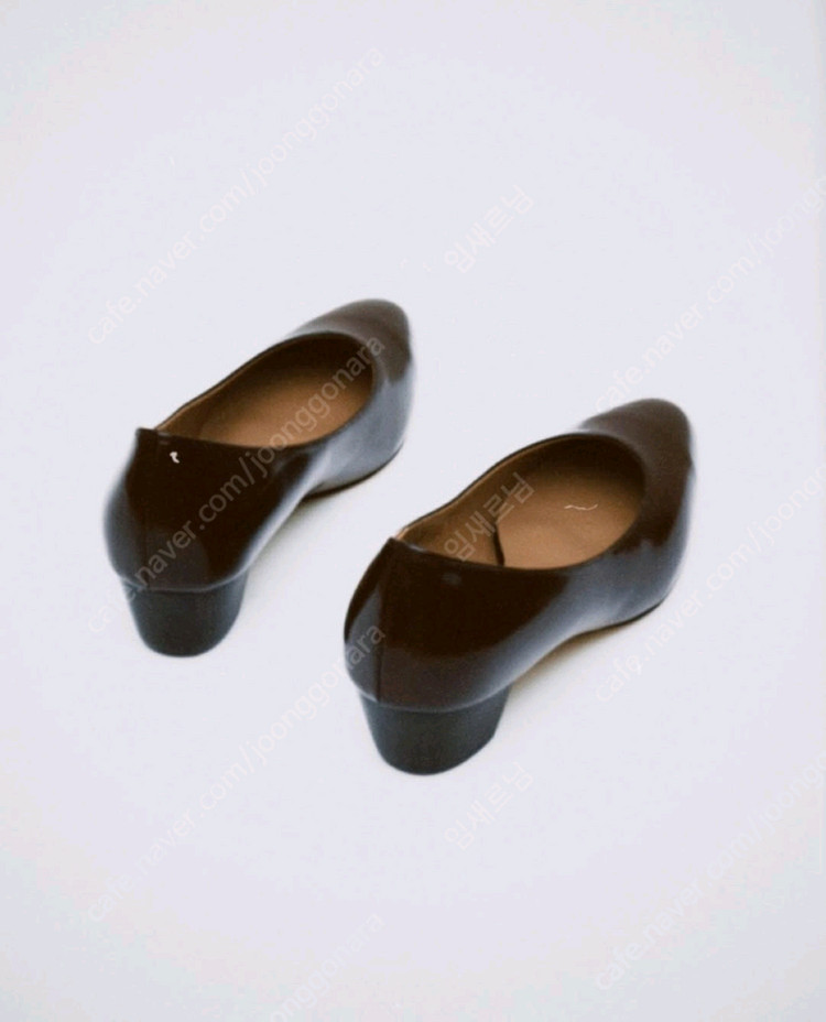 레디투웨어 알투더블유 R2W Duna leather Pumps 두나 가죽 펌프스 240 브라운 새상품 가격인하 이미지