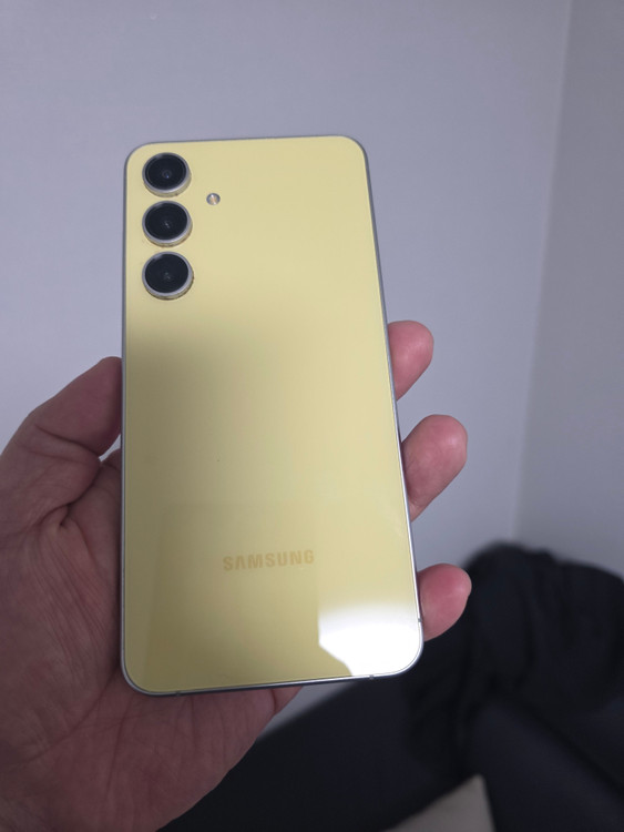 갤럭시 S24FE 엘로우 256기가 SS급 팔아요~ 이미지