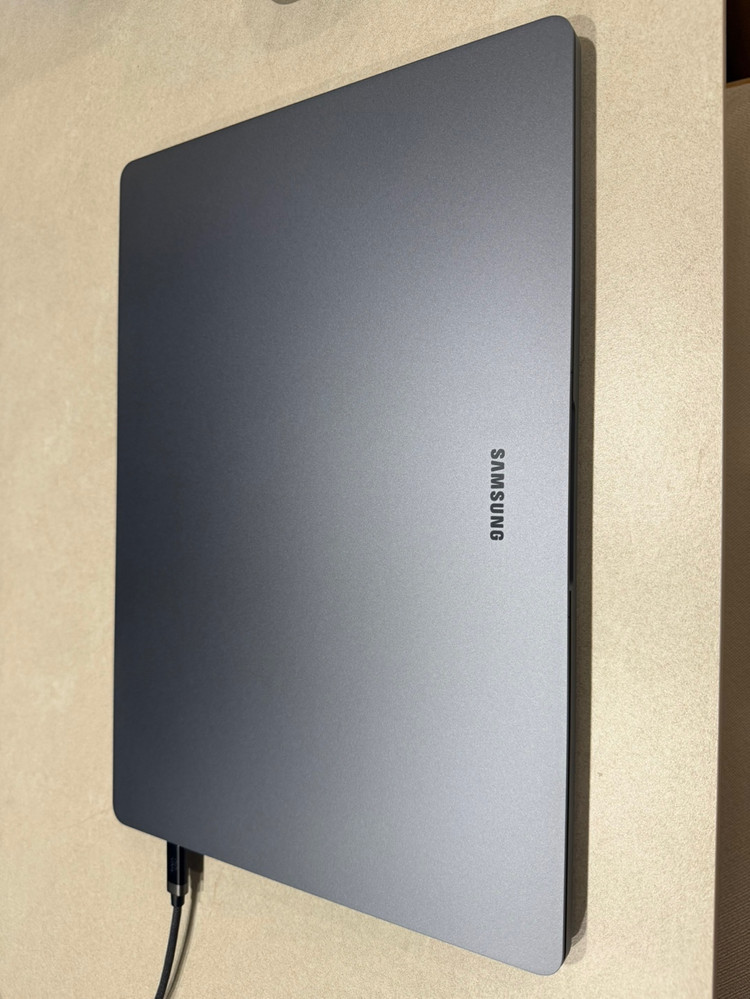 갤럭시북6 울트라 5070 판매합니다(NT960UJH-XD72Y). 이미지