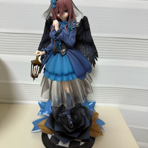 5등분의 신부 나카노 미쿠 타락천사ver 피규어 이미지