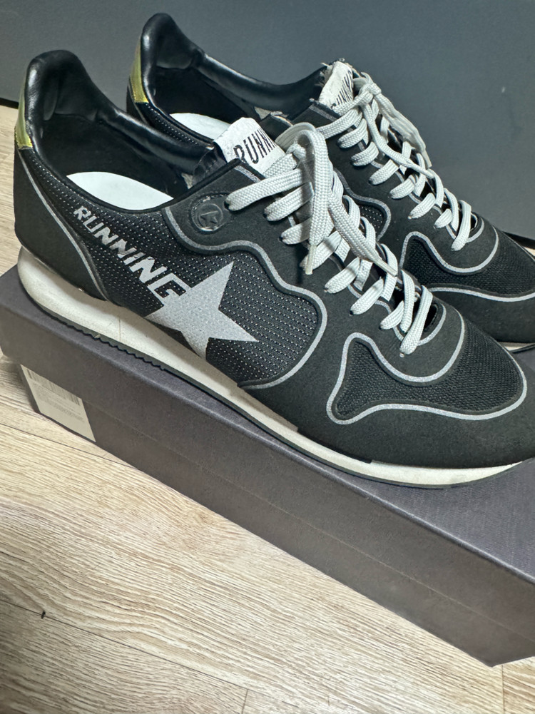 골든구스 런닝화 43사이즈 이미지