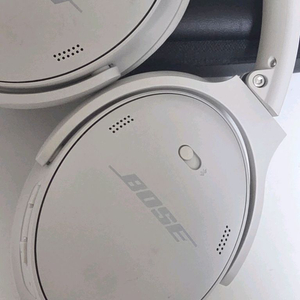 보스 qc45 스모크화이트 노이즈캐슬링 무선 헤드폰 이미지