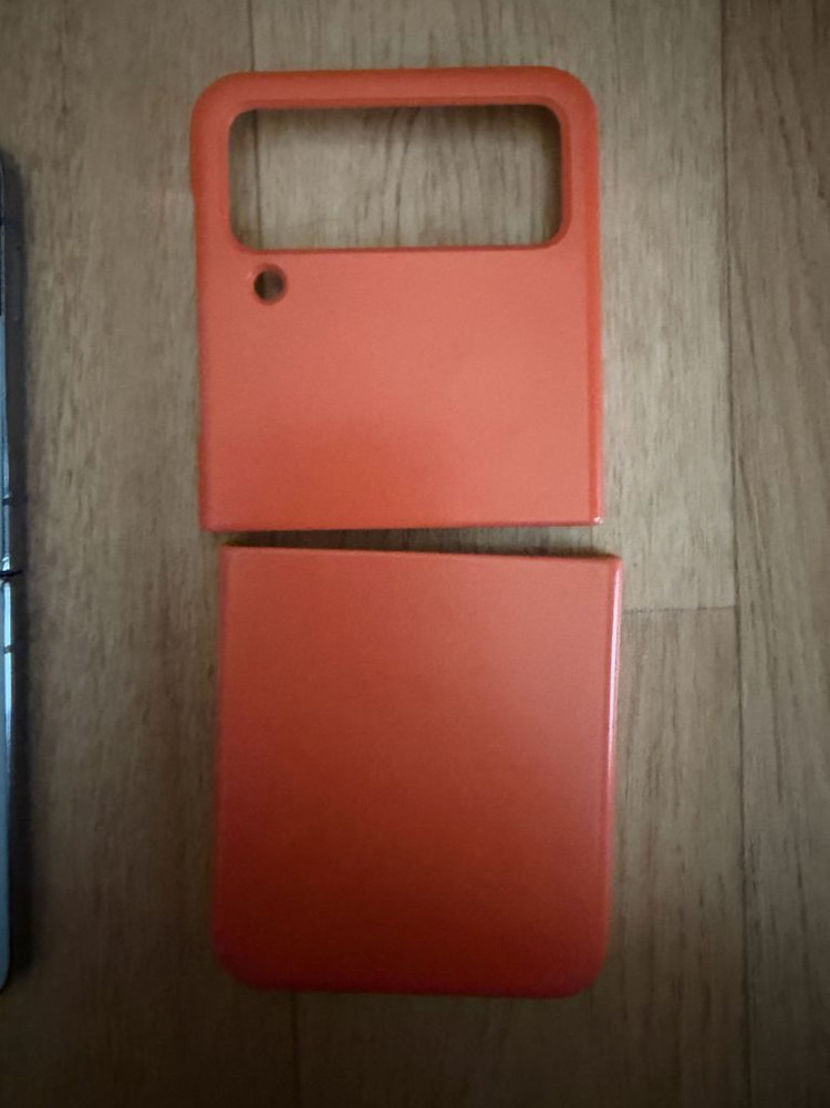 갤럭시 Z플립4 SKT 초A급 판매 / 기능정상 / 케이스 포함 이미지