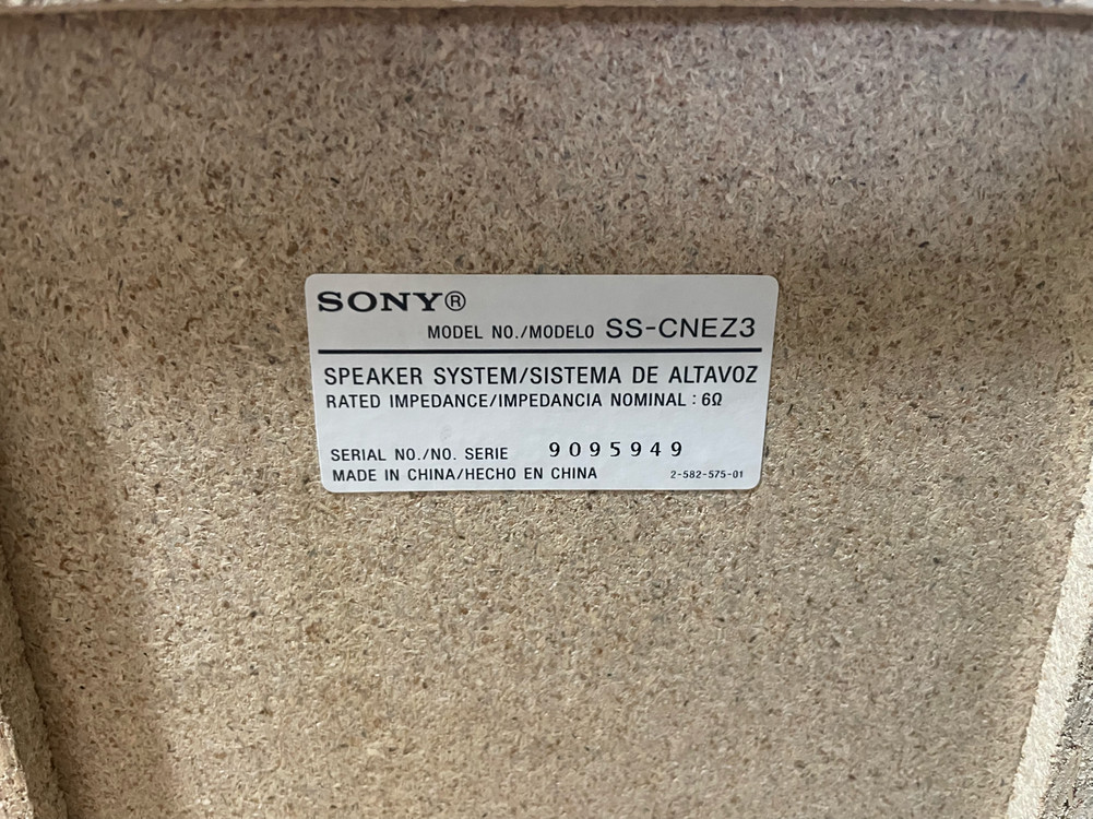소니 하이파이 오디오 와 스피커셋트 팝니다. CD,라디오,외부입력 3가지 정상 리모컨포함 5313-1824 이미지