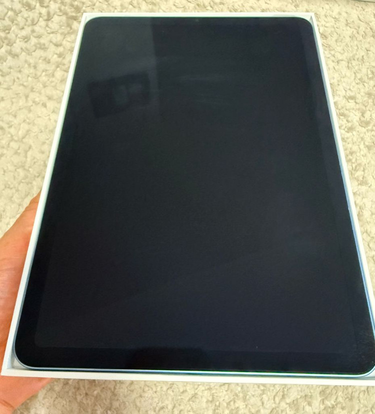 아이패드 에어 5세대 팝니다. 이미지