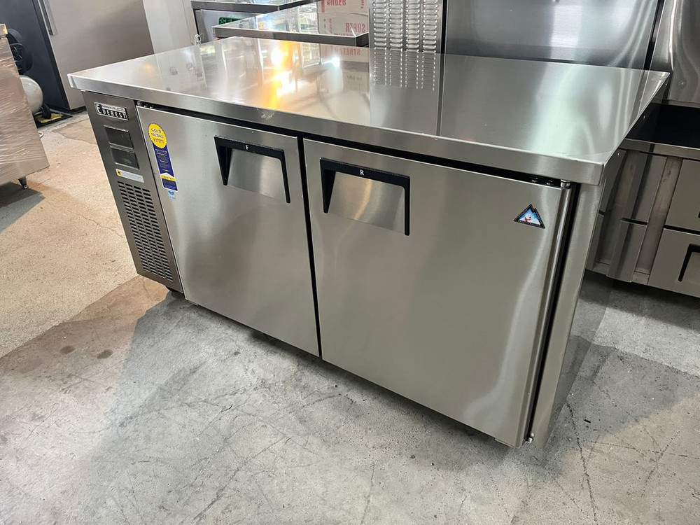 부성 에베레스트 간냉식 테이블냉장냉동고 1500 냉장고 냉동고 업소용 카페 올스텐 이미지