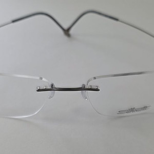 정품 새제품 오스트리아 명품 무테 이재용 안경 실루엣 5515 19 150 6560 이미지