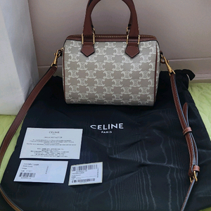 정품 셀린느 보스톤 크로스백 거의 새제품~ 이미지