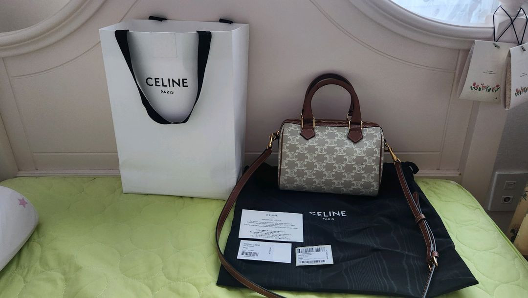 정품 셀린느 보스톤 크로스백 거의 새제품~ 이미지