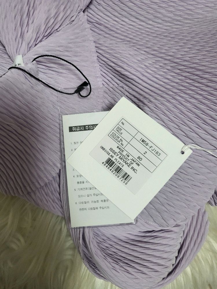 이세이미야케 탑 오비큘러 플리츠 탑 라이트 퍼플 2사이즈 이미지