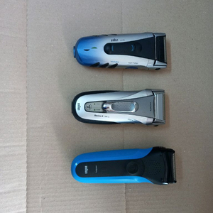 브라운 전기면도기 3개 이미지