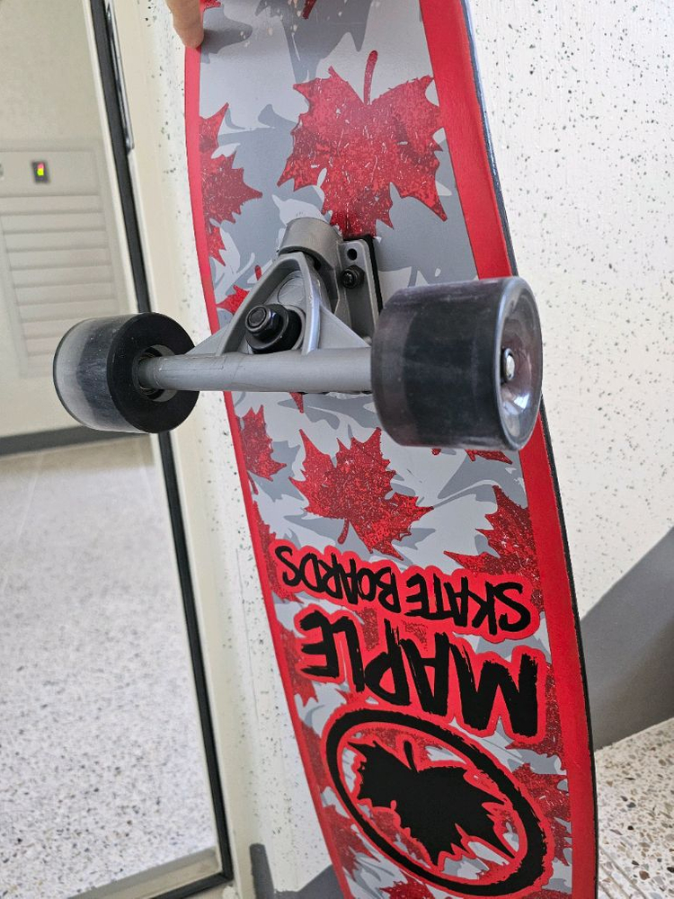 유럽 메이플 스케이트보드 크루저보드 레드/블랙(한번 사용,상태최상) 이미지