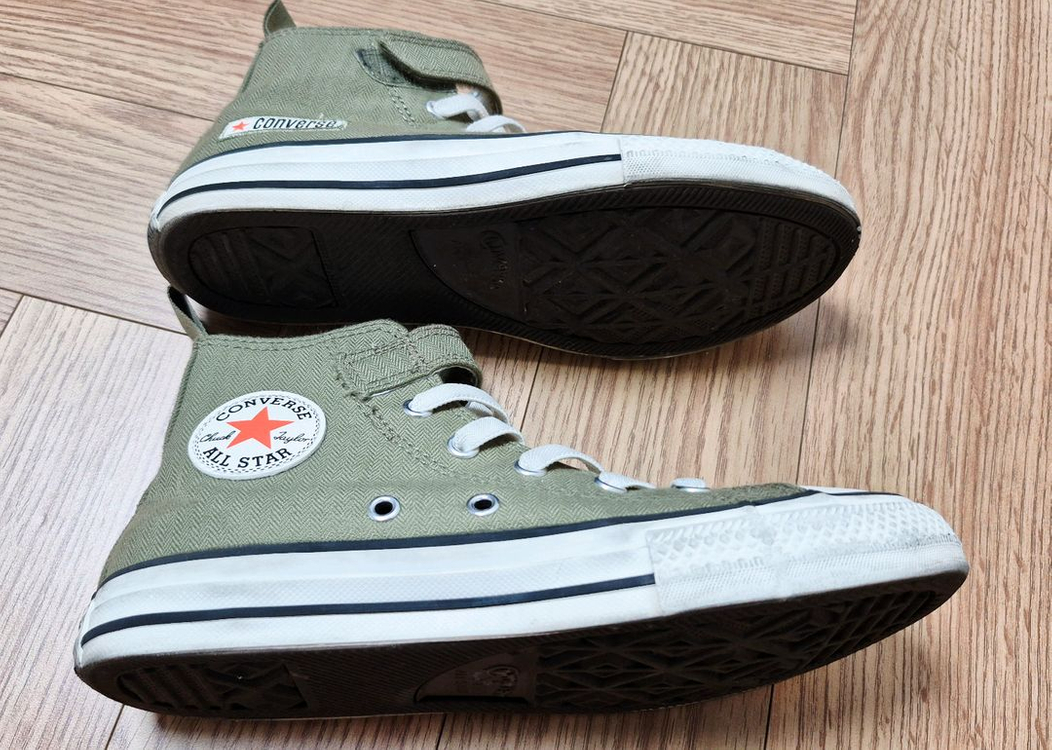 컨버스키즈 척테일러 올스타 하이 (사이즈200mm) 판매합니다 이미지