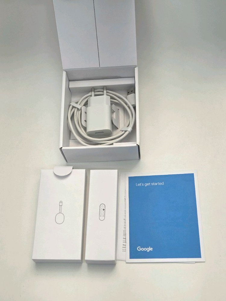 크롬캐스트 4세대 4K 풀박스 이미지