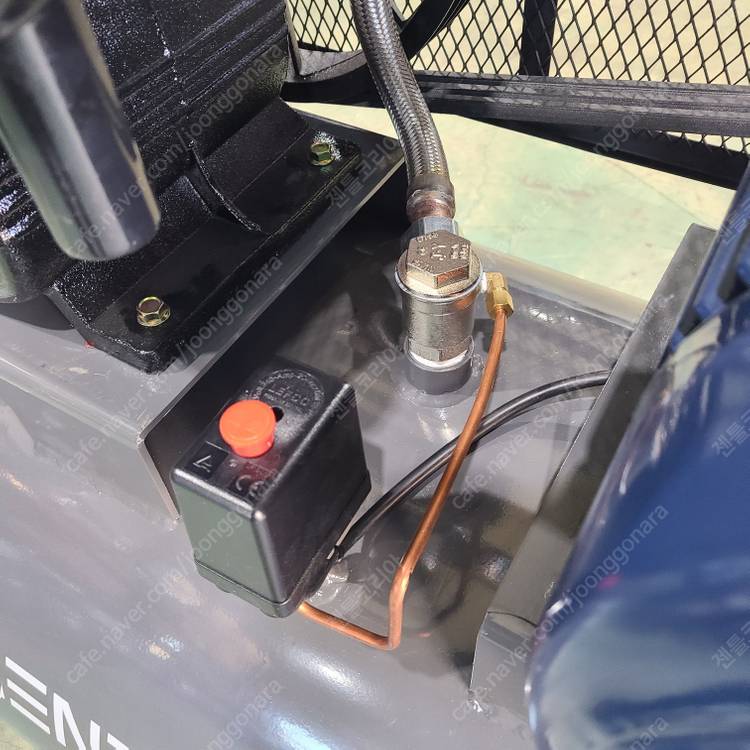 중고 10마력 400리터 콤프레샤 피스톤 젠틀코리아 이미지